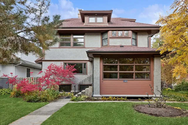 $1,090,000 | 163 North Cuyler Avenue, Oak Park, IL 60302