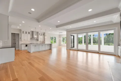 $3,750,000 | 1959 Windridge Drive, Lake Forest, IL 60045