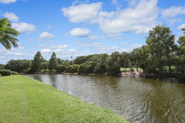 $2,950 | 5540 Tamberlane Circle, Unit 118, Palm Beach Gardens, FL 33418