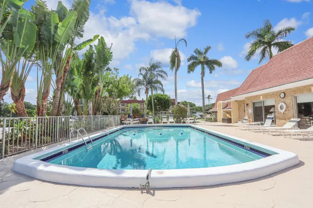 $2,950 | 5540 Tamberlane Circle, Unit 118, Palm Beach Gardens, FL 33418