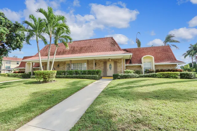 $2,950 | 5540 Tamberlane Circle, Unit 118, Palm Beach Gardens, FL 33418