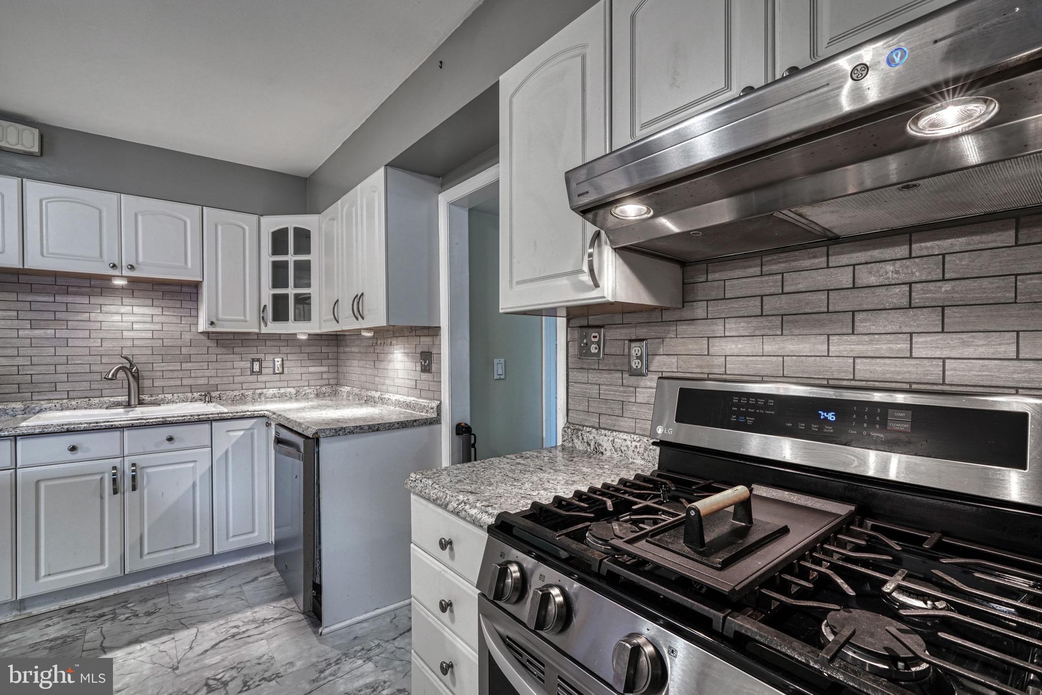 3703 Hurlock Road Middle River, MD 21220 - Photo 11 of 34