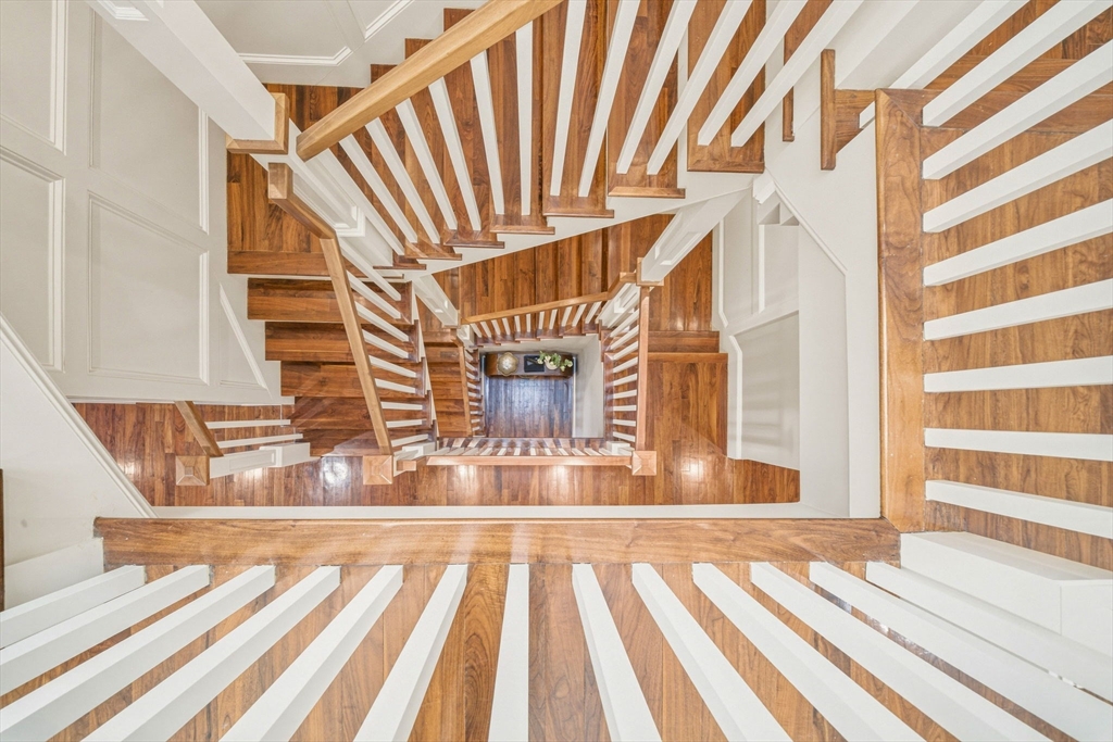 324 Tappan Street, Unit PH Brookline, MA 02445 - Photo 18 of 29 Gallery Image 18