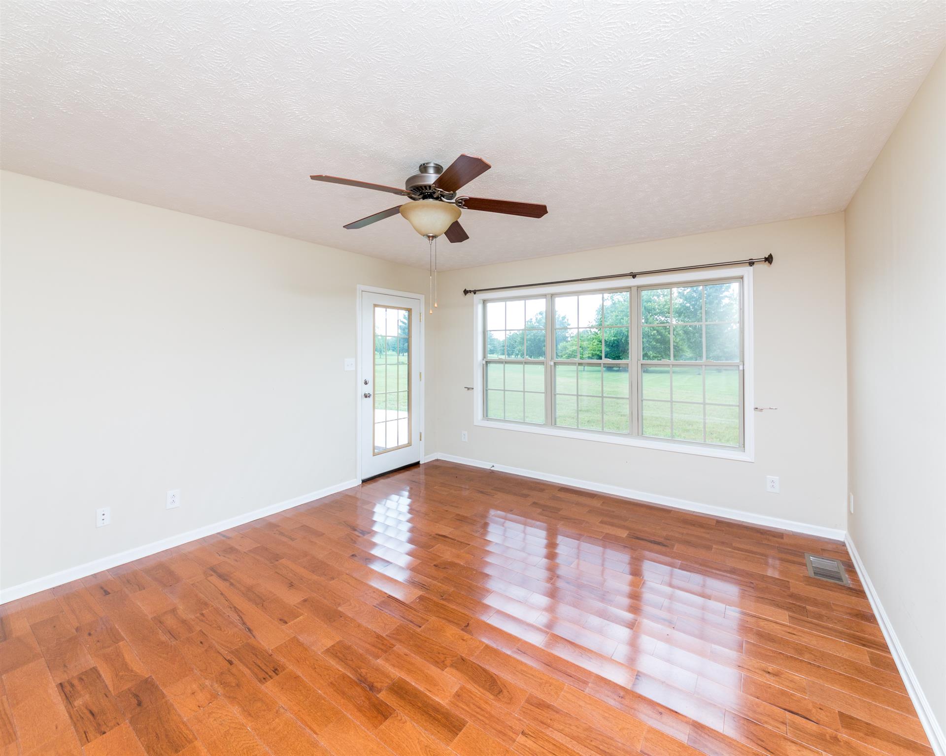 4919 Sango Road Clarksville, TN 37043 - Photo 12 of 28 Gallery Image 12