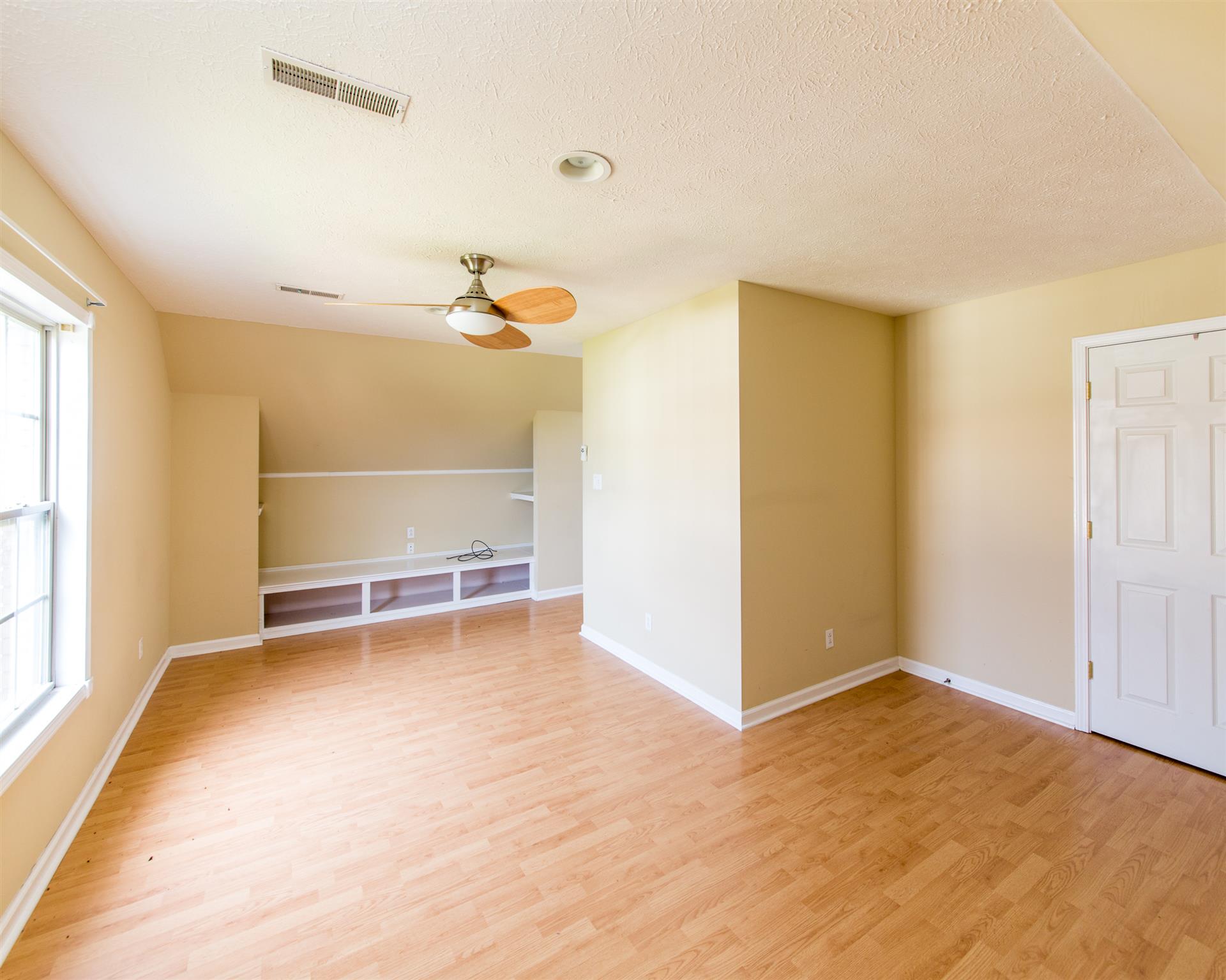4919 Sango Road Clarksville, TN 37043 - Photo 24 of 28 Gallery Image 24