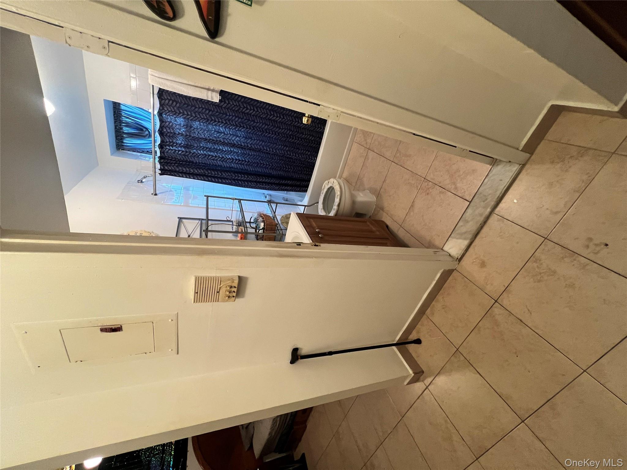 829 Southern Boulevard, Unit 3D Bronx, NY 10459 - Photo 8 of 11 a view of a kitchen