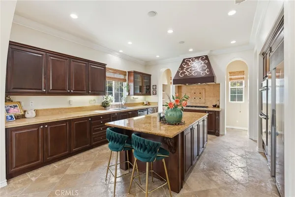 $3,549,000 | 6 Los Olives, Irvine, CA 92602