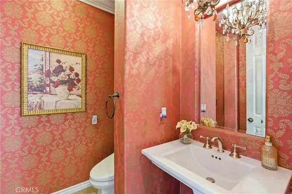 $3,549,000 | 6 Los Olives, Irvine, CA 92602