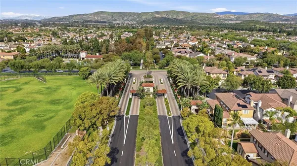 $3,549,000 | 6 Los Olives, Irvine, CA 92602