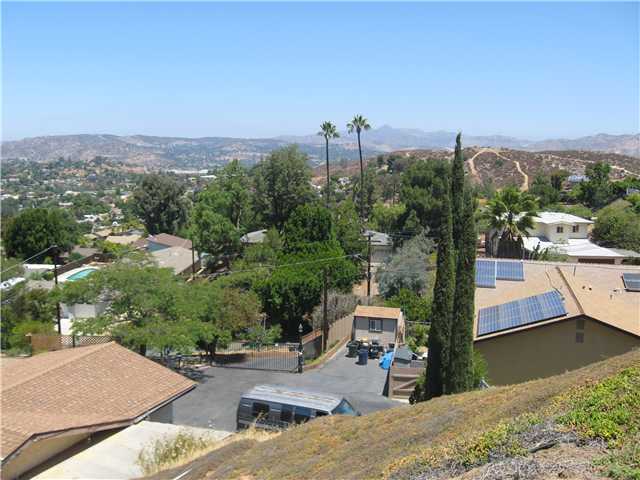 12384 Gay Rio Drive Lakeside, CA 92040 - Photo 14 of 25 Gallery Image 14
