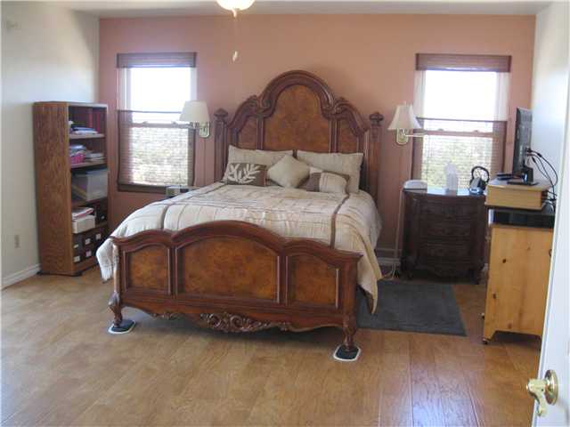 12384 Gay Rio Drive Lakeside, CA 92040 - Photo 8 of 25 Gallery Image 8