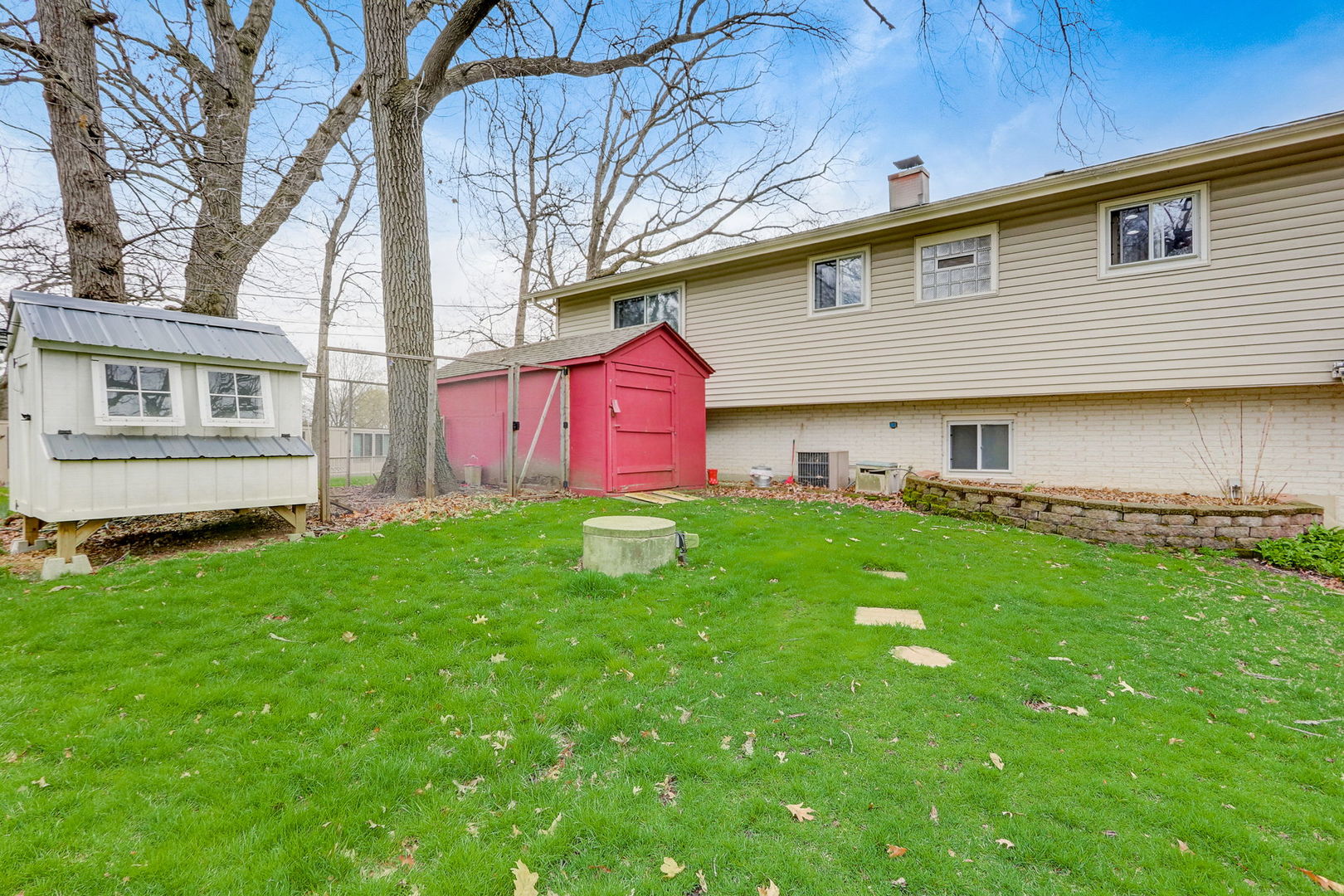 4611 Tile Line Road Crystal Lake, IL 60012 - Photo 44 of 55 Gallery Image 44