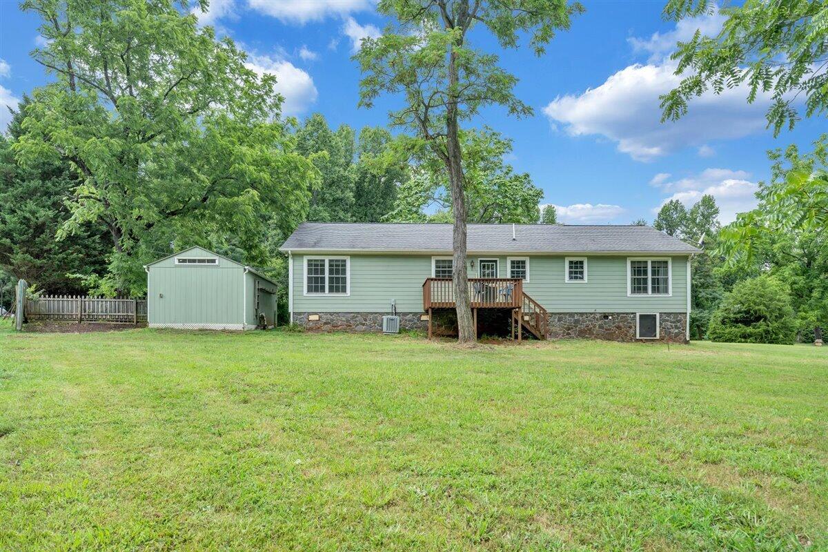 526 Jefferson Dock Road Penhook, VA 24137 - Photo 31 of 37 31-MIB04857