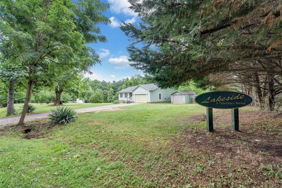 526 Jefferson Dock Road Penhook, VA 24137 - Photo 34 of 37 34-MIB04932