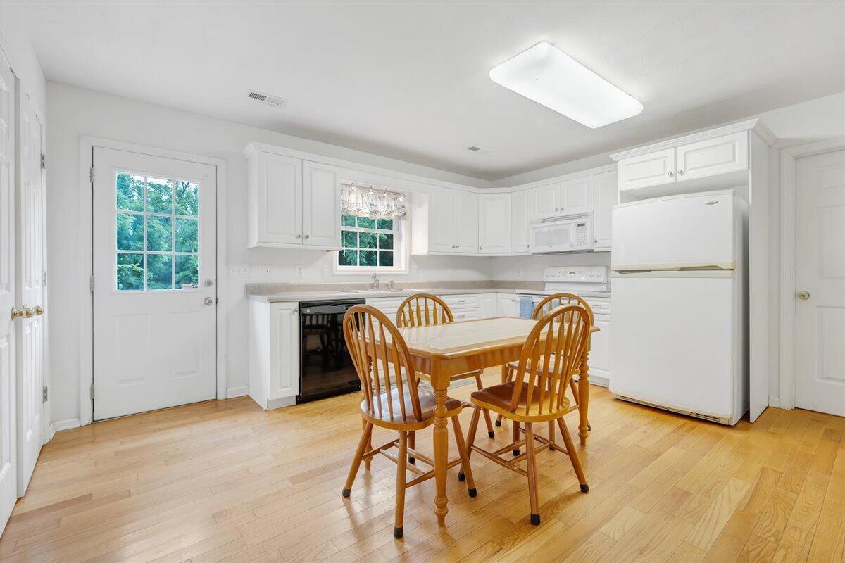 526 Jefferson Dock Road Penhook, VA 24137 - Photo 7 of 37 07-MIB04878
