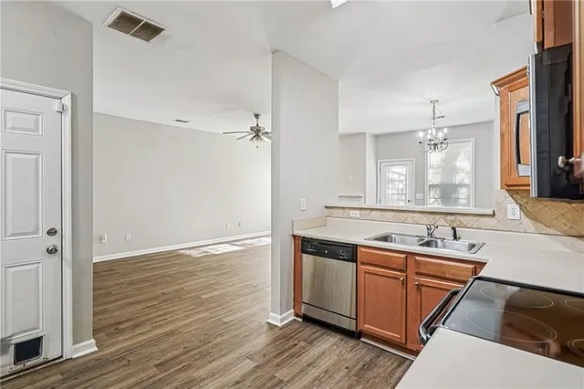 $1,750 | 4295 Youngstown Circle, Stone Mountain, GA 30083