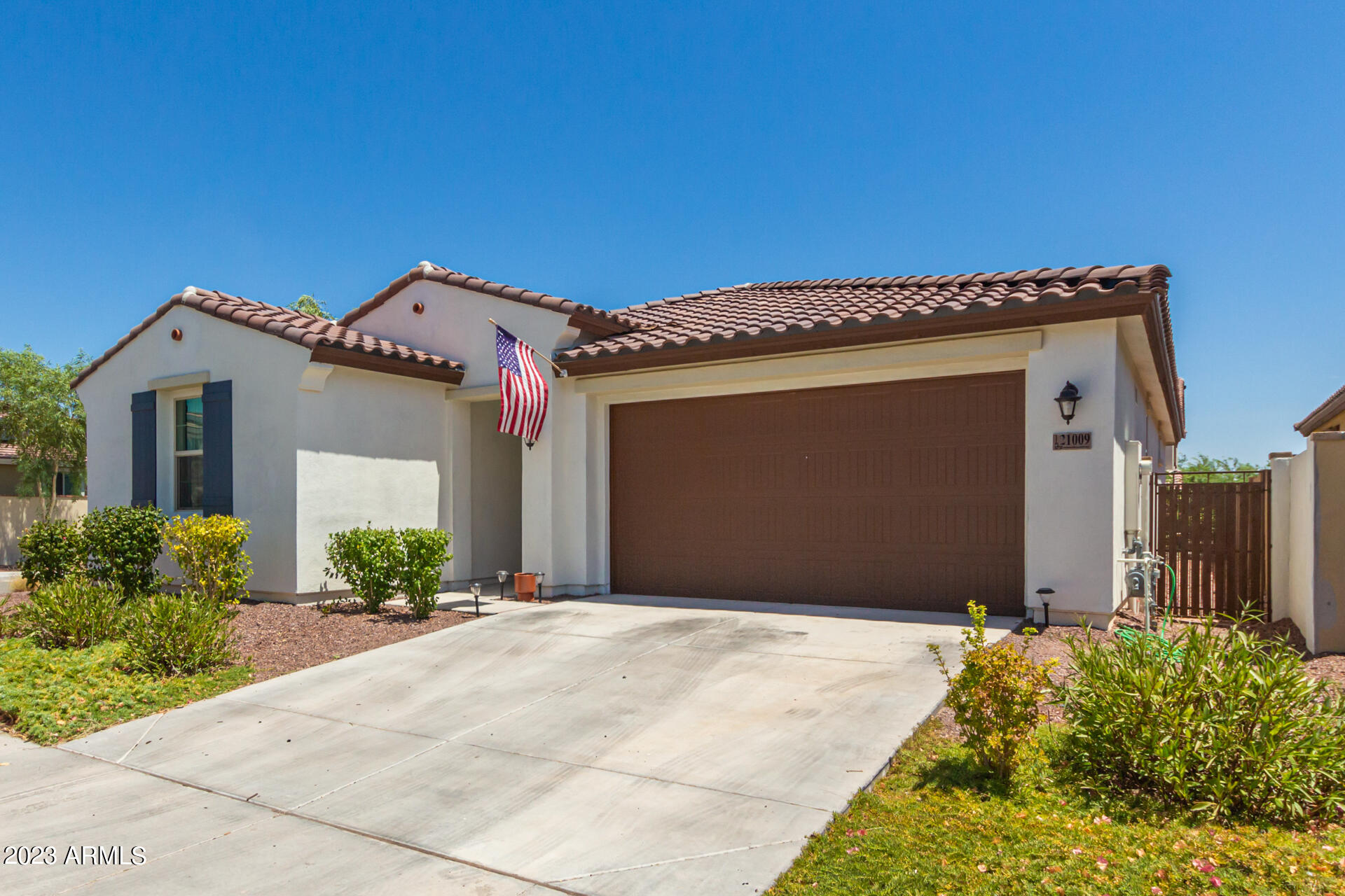 21009 West Berkeley Road Buckeye, AZ 85396 - Photo 6 of 39 04-Berkeley
