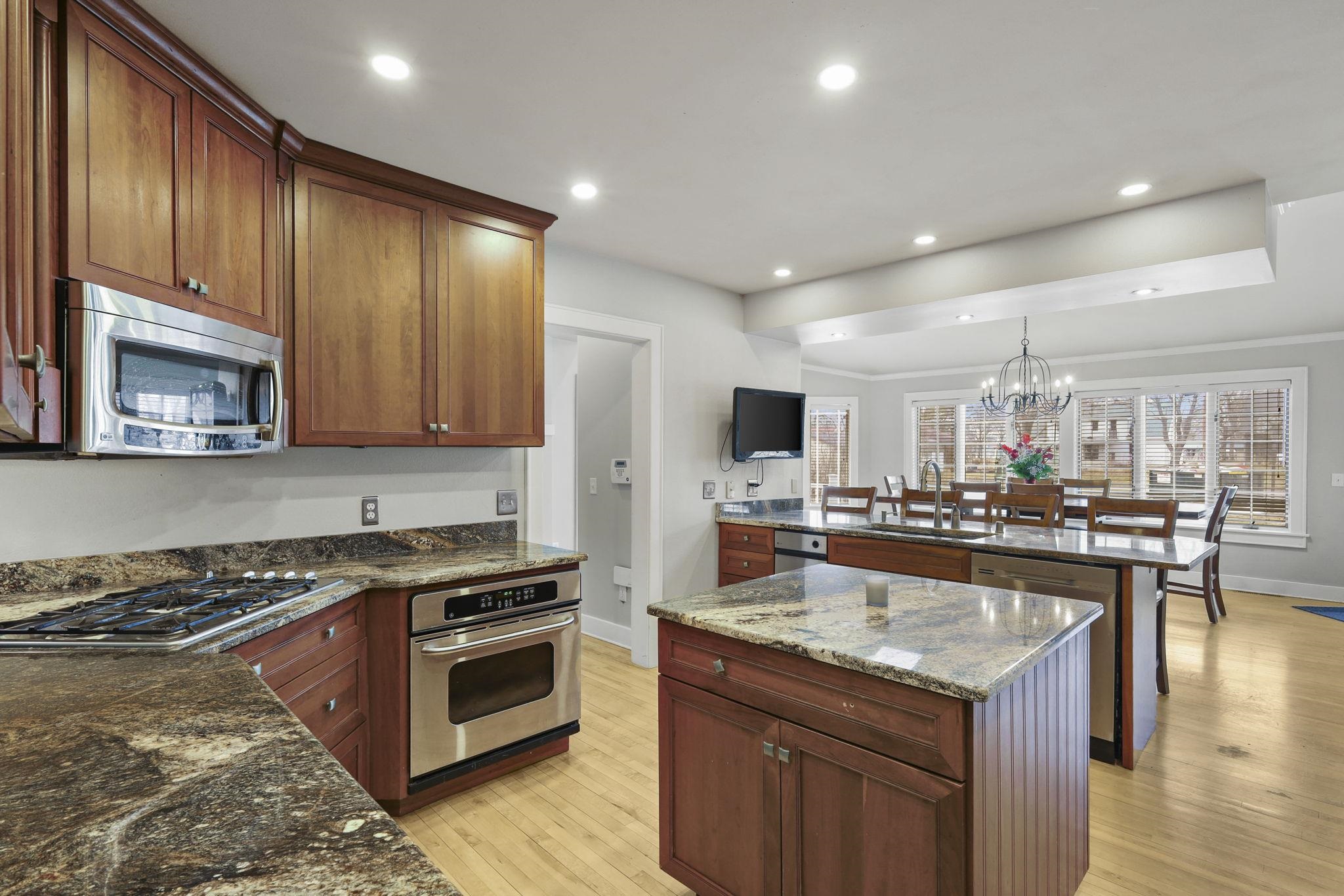 155 Prairie Avenue Prairie du Sac, WI 53578 - Photo 1 of 59