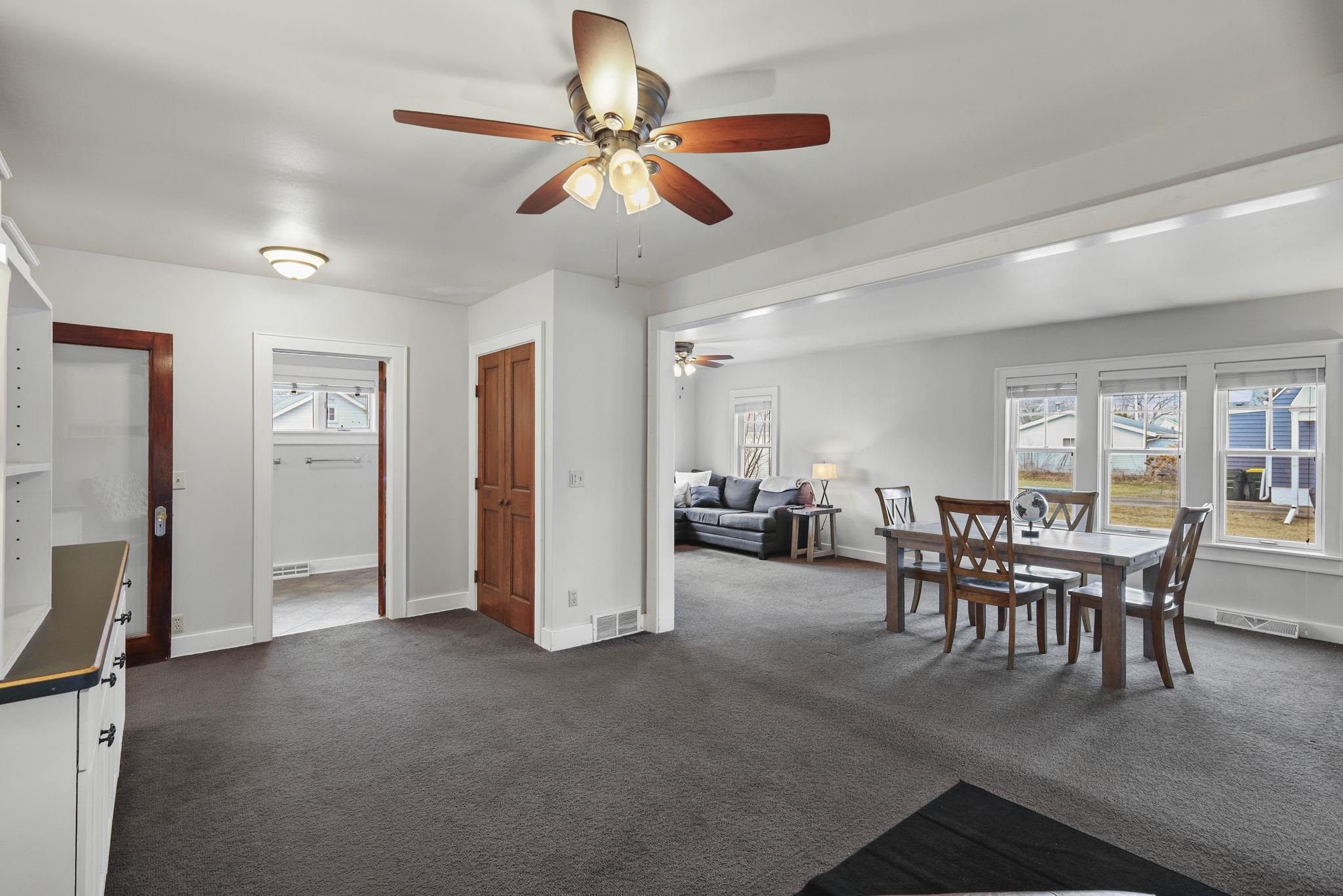 155 Prairie Avenue Prairie du Sac, WI 53578 - Photo 20 of 59