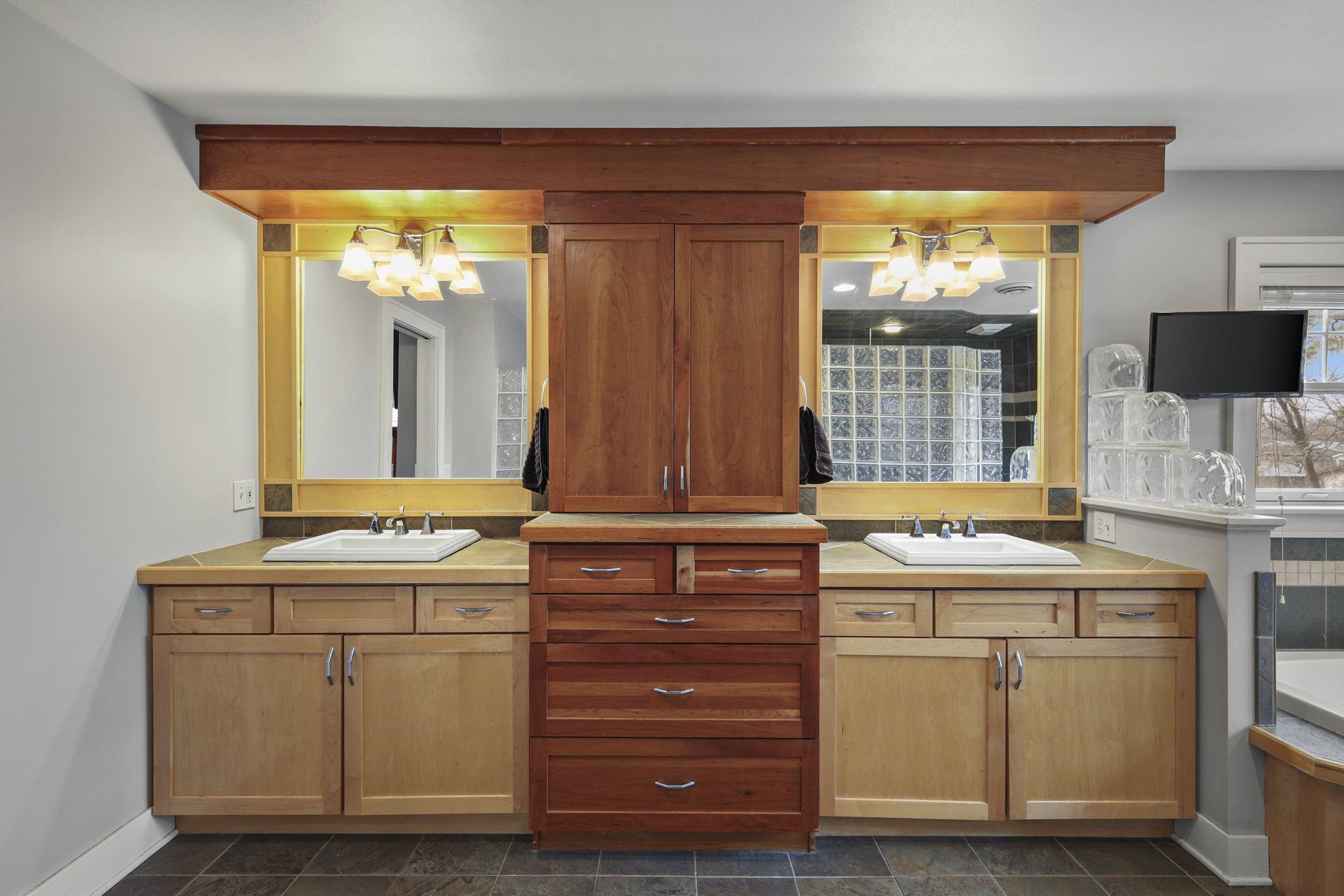 155 Prairie Avenue Prairie du Sac, WI 53578 - Photo 34 of 59