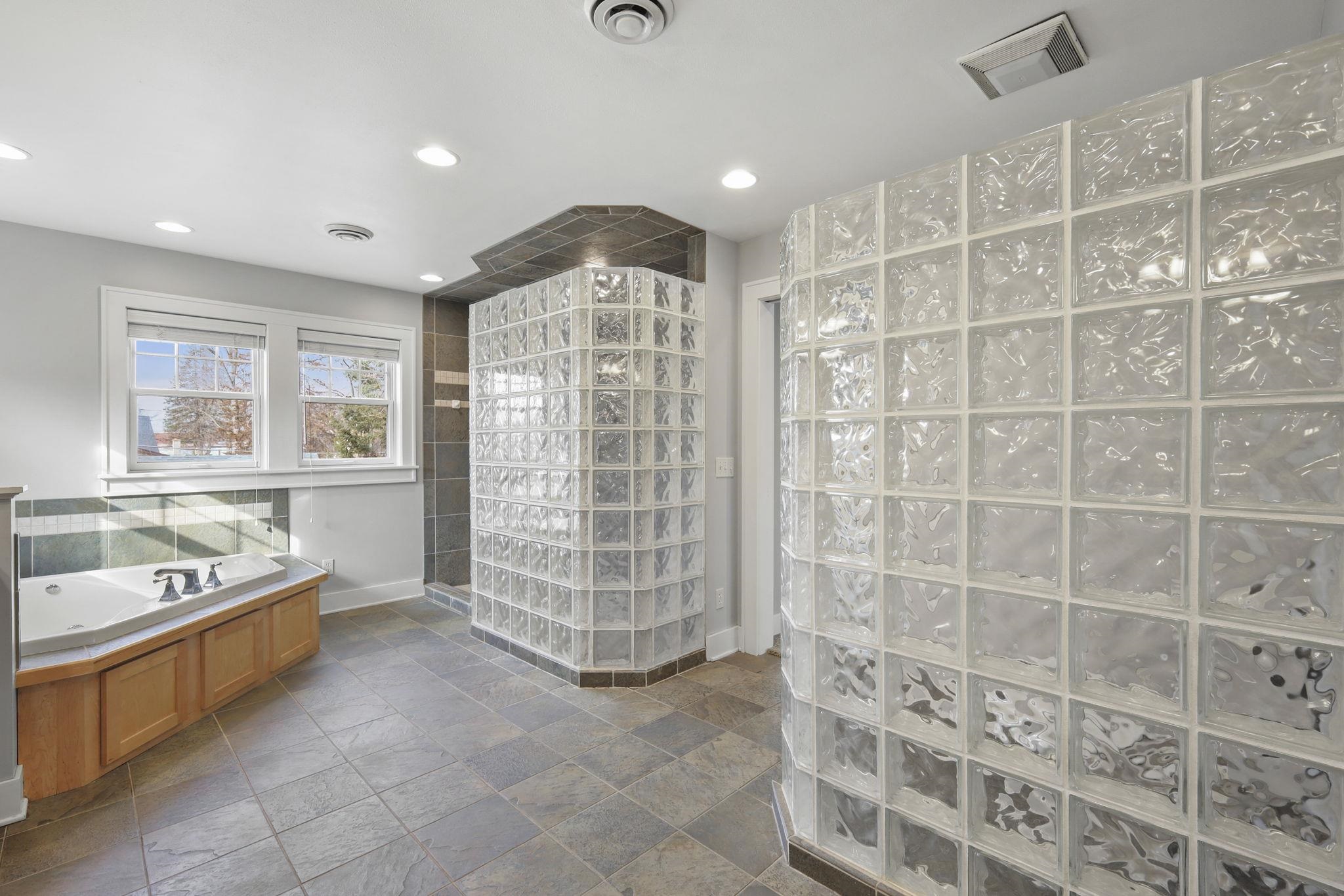 155 Prairie Avenue Prairie du Sac, WI 53578 - Photo 37 of 59