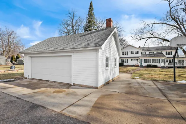 $705,000 | 155 Prairie Avenue, Prairie du Sac, WI 53578