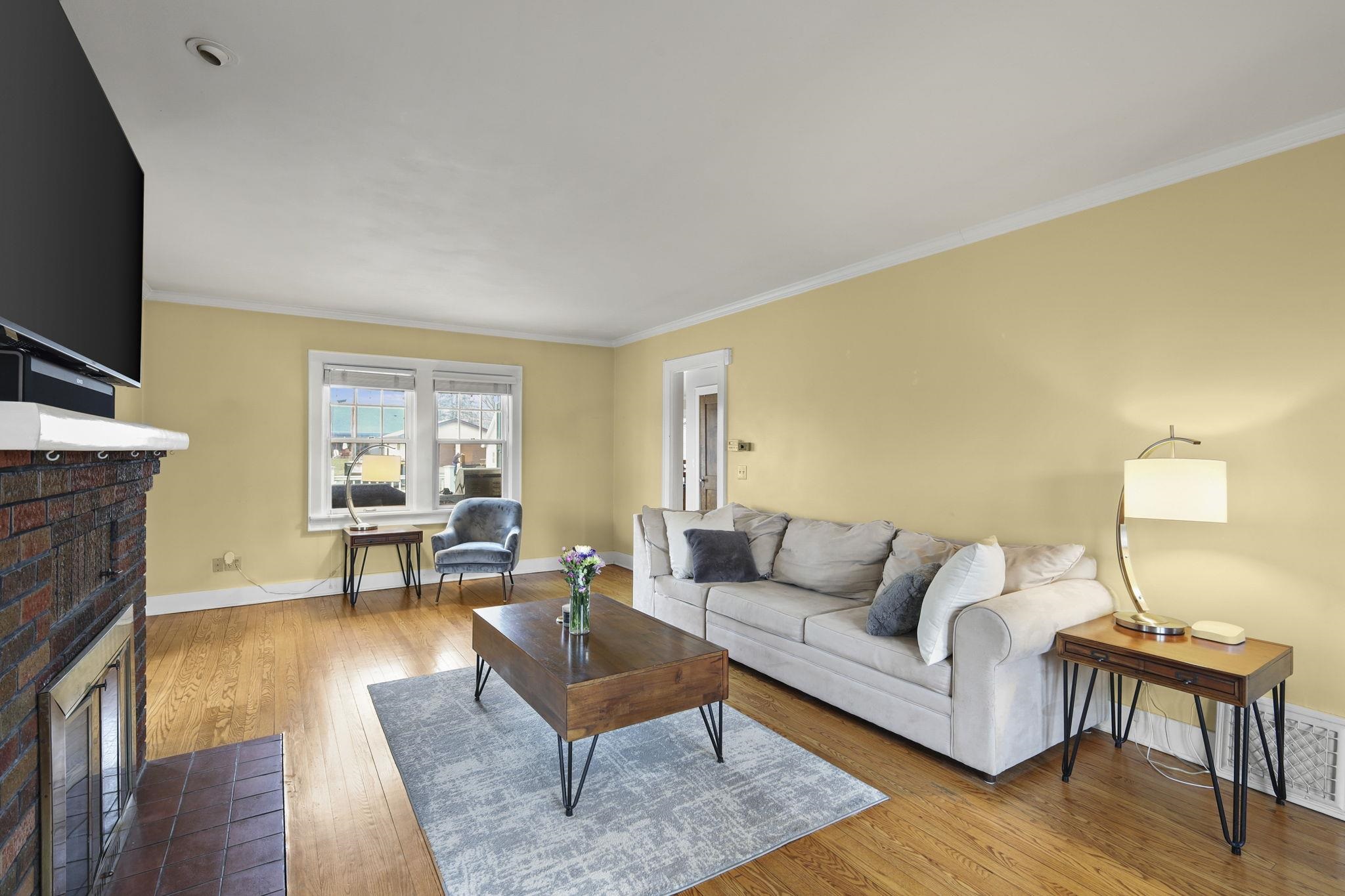 155 Prairie Avenue Prairie du Sac, WI 53578 - Photo 8 of 59