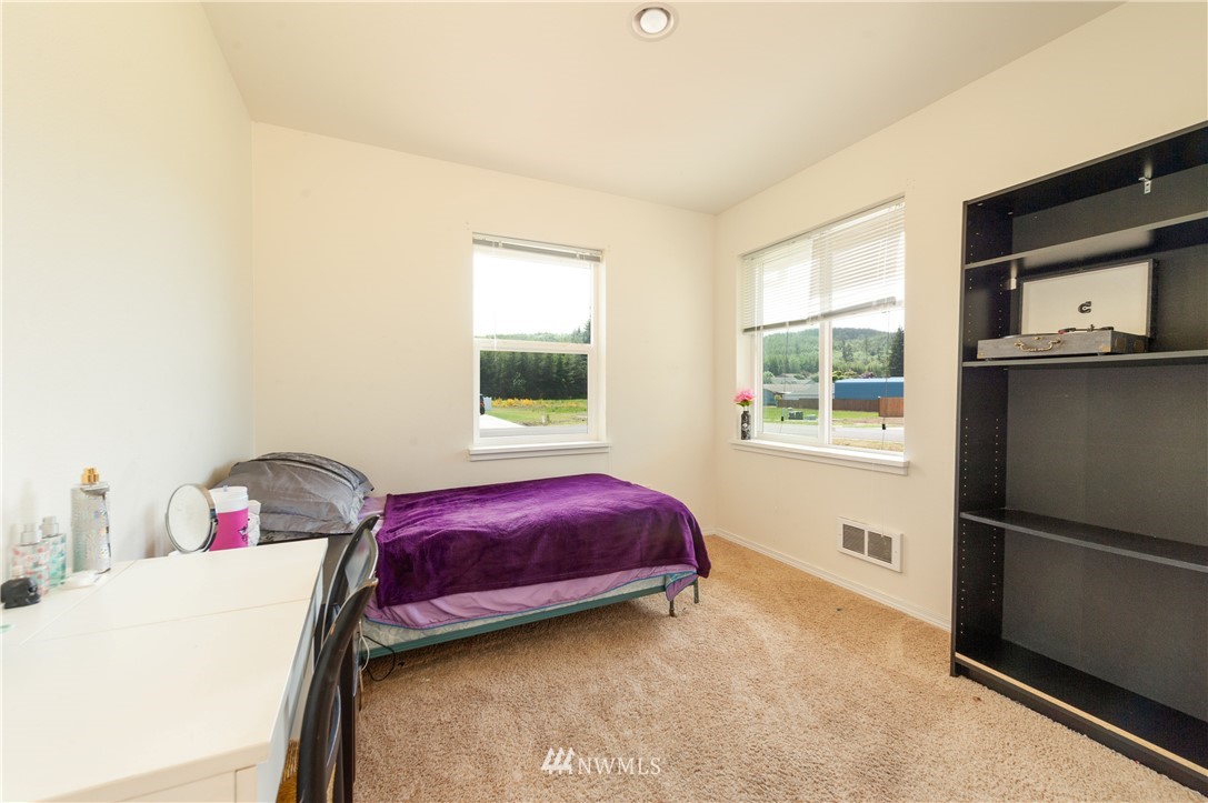 612 Woodside Road Cosmopolis, WA 98537 - Photo 15 of 22 Gallery Image 15