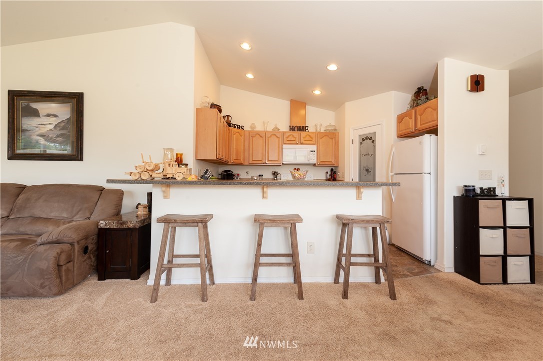 612 Woodside Road Cosmopolis, WA 98537 - Photo 9 of 22 Gallery Image 9