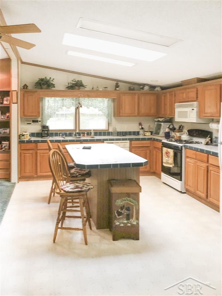 5338 Lewis Road Beaverton, MI 48612 - Photo 4 of 9 31394211-3.JPG