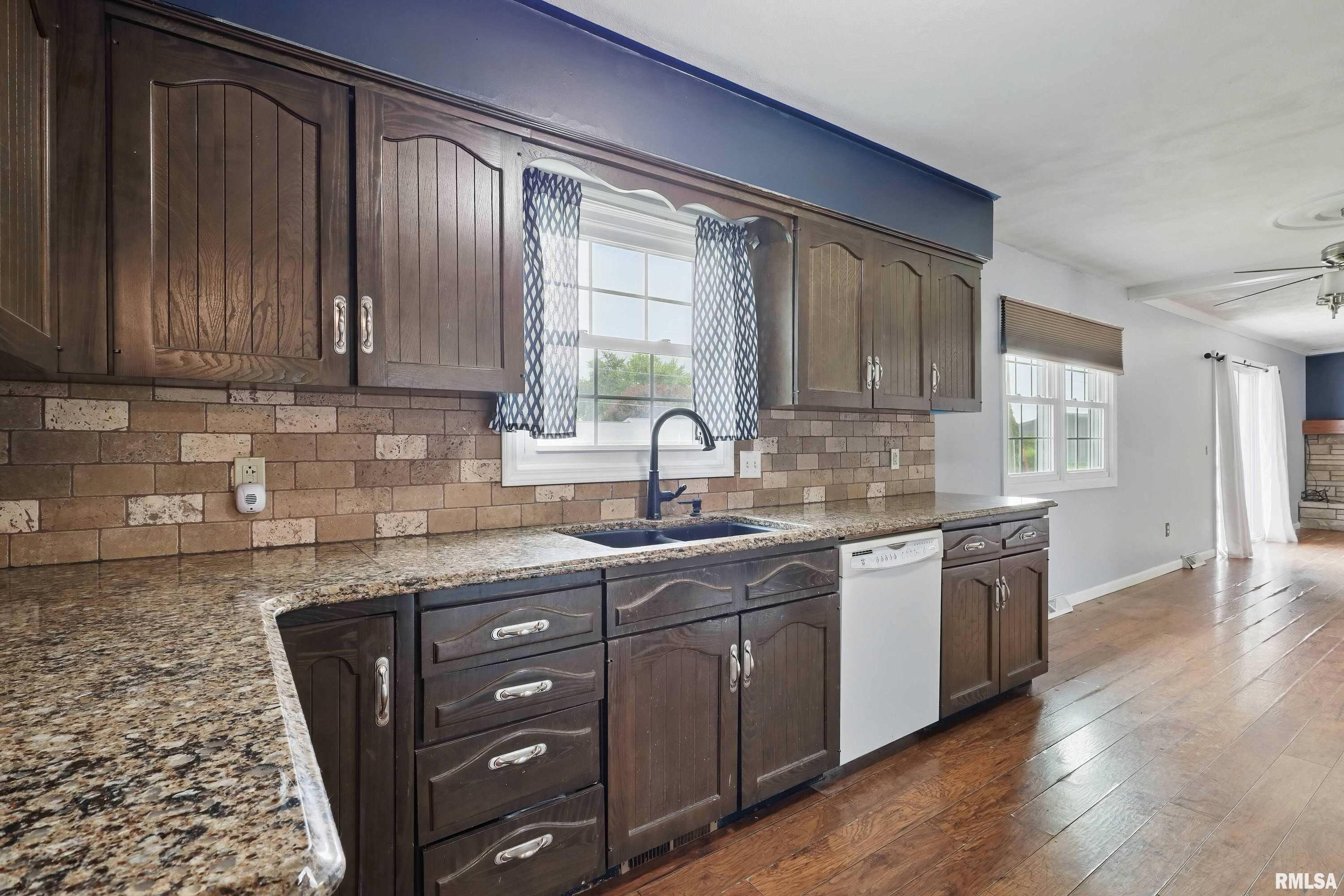 343 West Meadow Lane Walcott, IA 52773 - Photo 13 of 30 Gallery Image 13