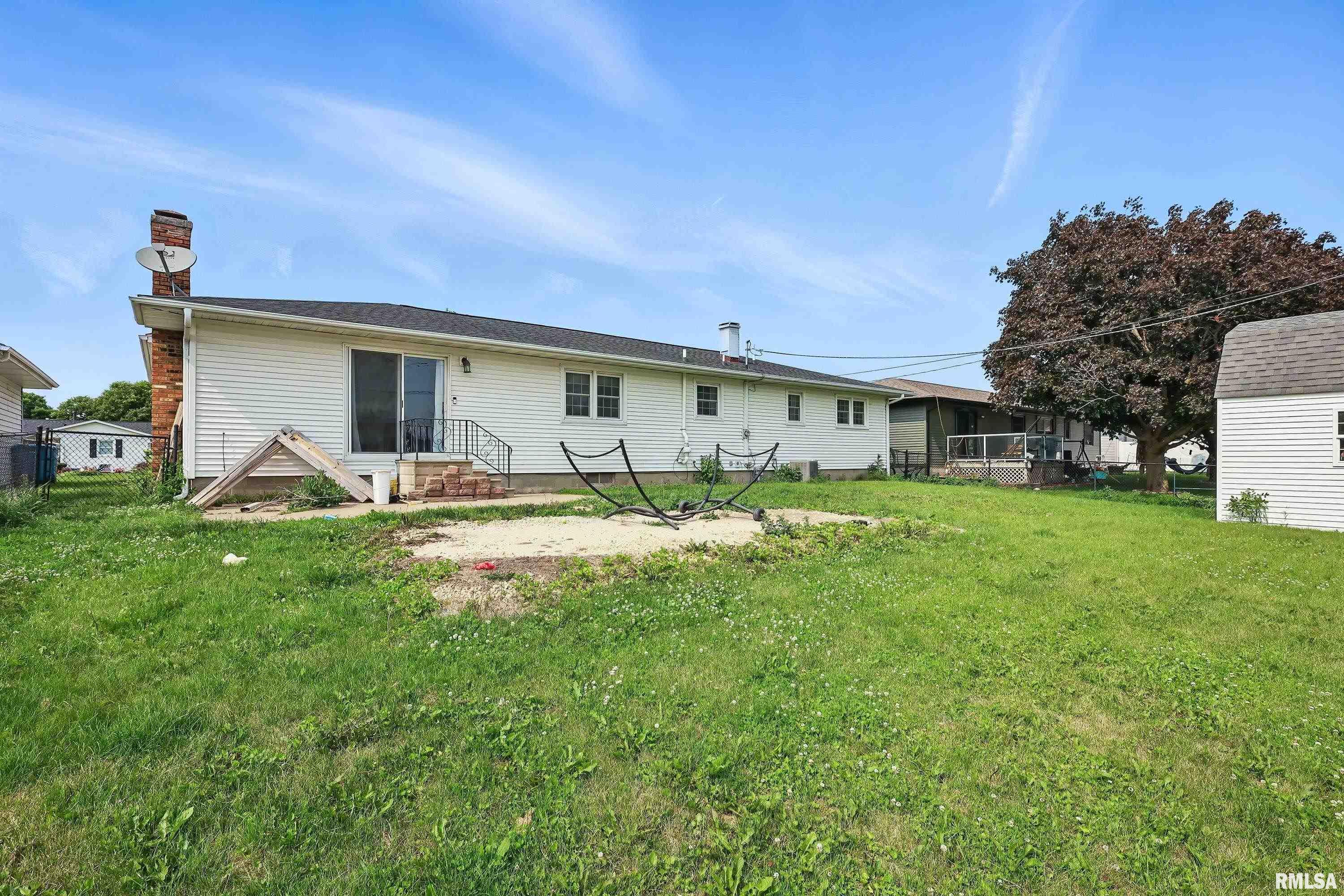 343 West Meadow Lane Walcott, IA 52773 - Photo 28 of 30 Gallery Image 28