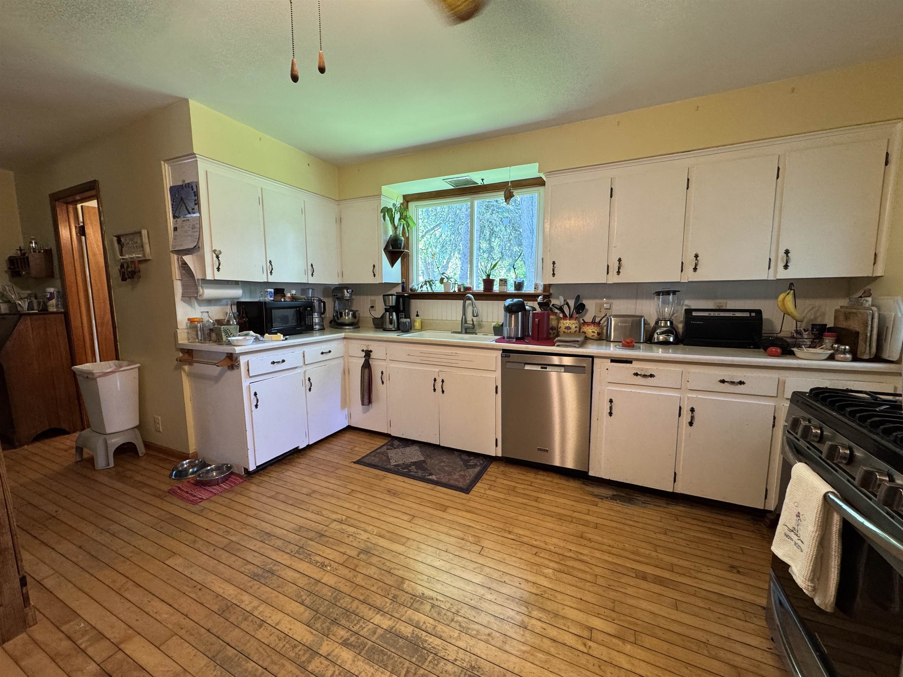 930 South Grove Street Ripon, WI 54971 - Photo 4 of 21