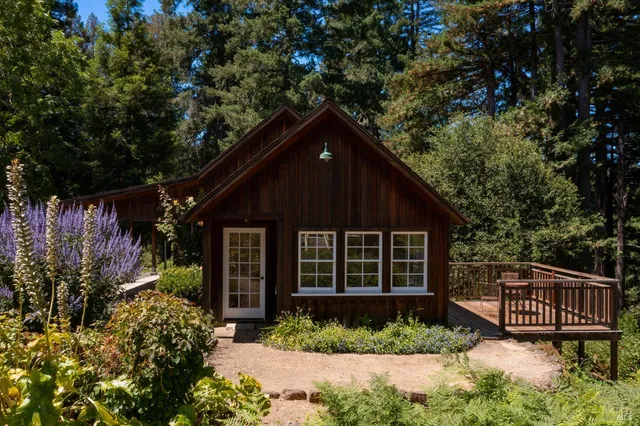 $5,500,000 | 20205 Tumbling McD Road, Philo, CA 95466