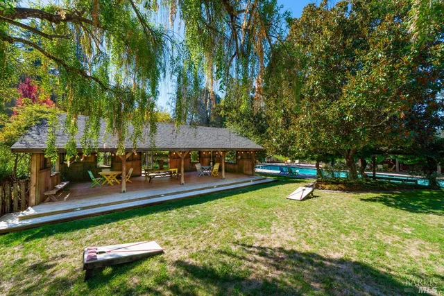 $5,500,000 | 20205 Tumbling McD Road, Philo, CA 95466