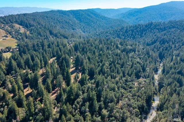 $5,500,000 | 20205 Tumbling McD Road, Philo, CA 95466