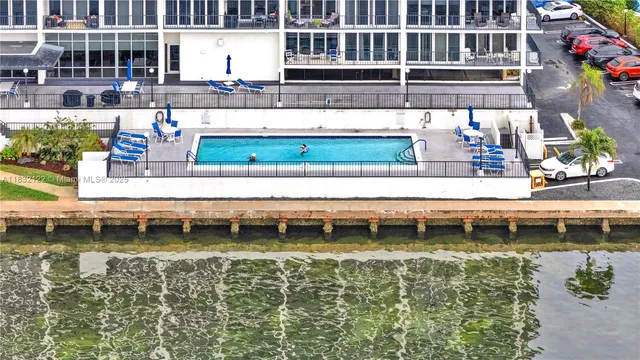 $679,000 | 521 North Riverside Drive, Unit 707, Pompano Beach, FL 33062