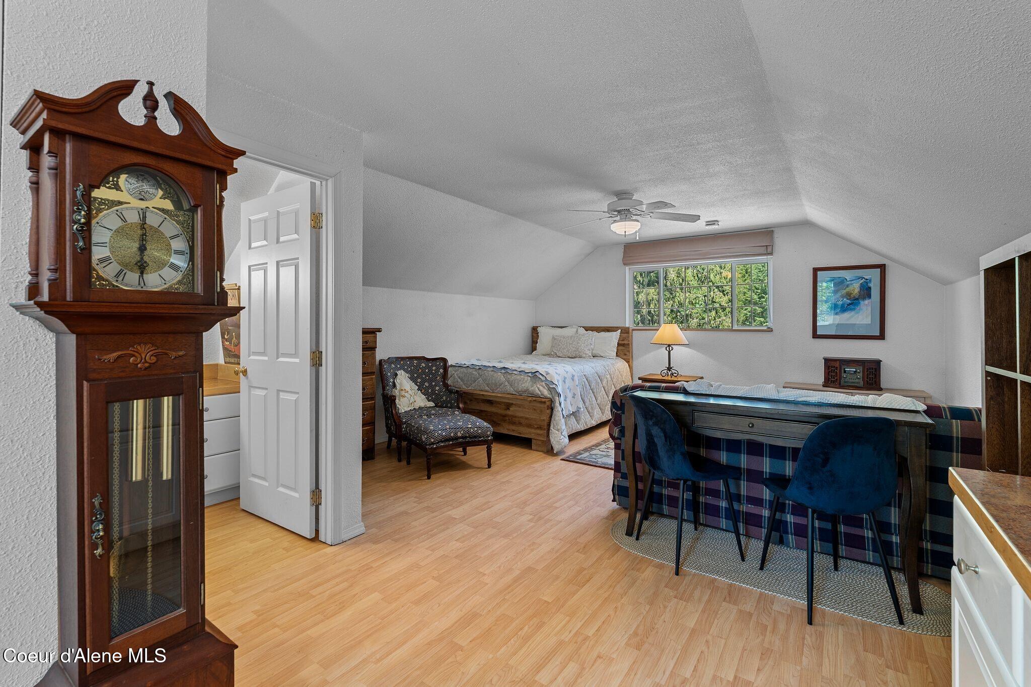 343 West Spring Creek Road Hope, ID 83836 - Photo 40 of 55 Studio Set-Up
