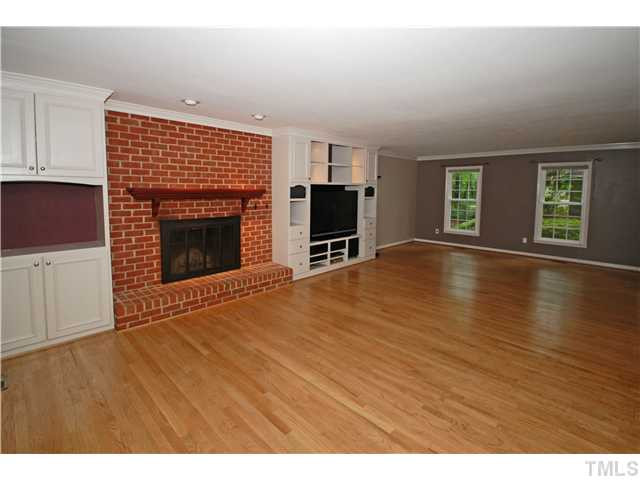 8304 Heel Stone Court Raleigh, NC 27613 - Photo 10 of 25 Living Room
