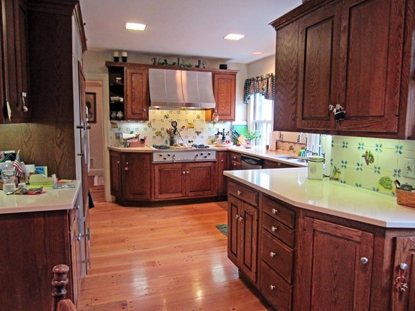 34 Arnold Road Wellesley, MA 02481 - Photo 8 of 19