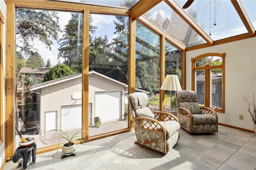 20548 Southeast 159th Street Renton, WA 98059 - Photo 13 of 25 Gallery Image 13