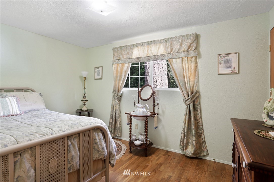 20548 Southeast 159th Street Renton, WA 98059 - Photo 17 of 25 Gallery Image 17