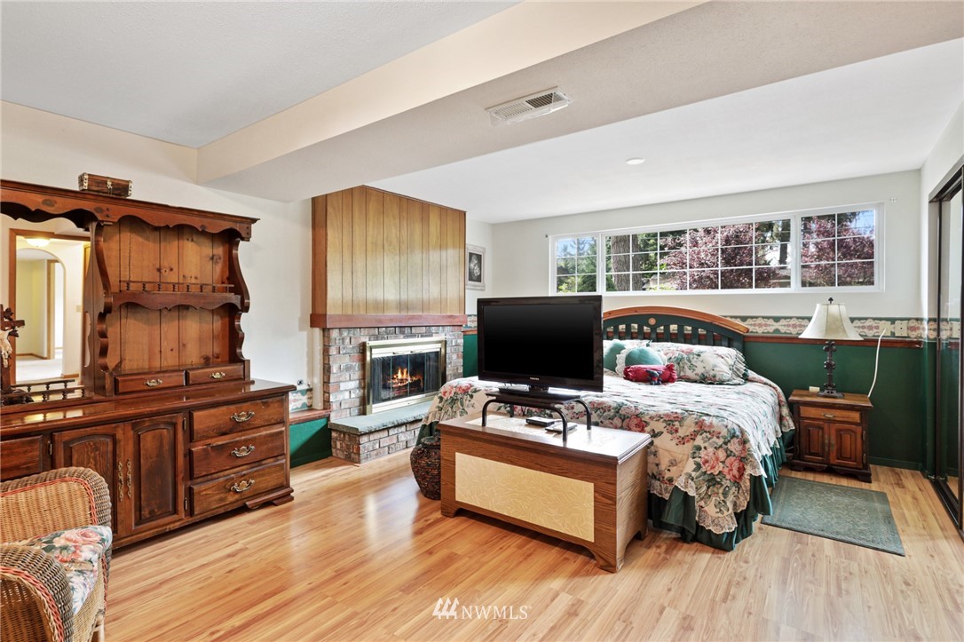 20548 Southeast 159th Street Renton, WA 98059 - Photo 18 of 25 Gallery Image 18