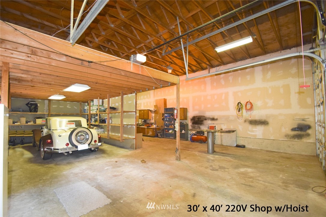 20548 Southeast 159th Street Renton, WA 98059 - Photo 7 of 25 Gallery Image 7