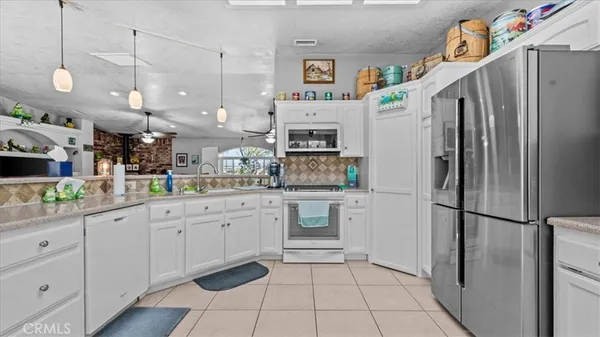 $575,000 | 9475 Central Apple Valley, Apple Valley, CA 92308