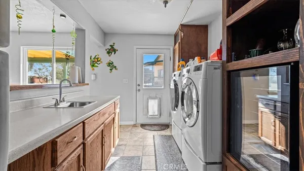 $575,000 | 9475 Central Apple Valley, Apple Valley, CA 92308