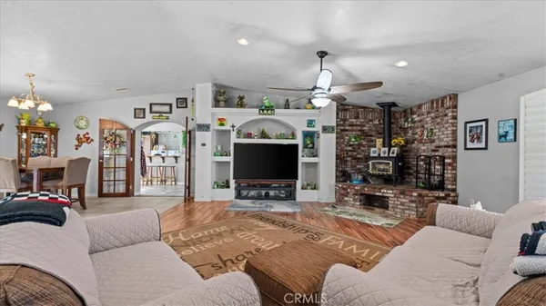 $575,000 | 9475 Central Apple Valley, Apple Valley, CA 92308