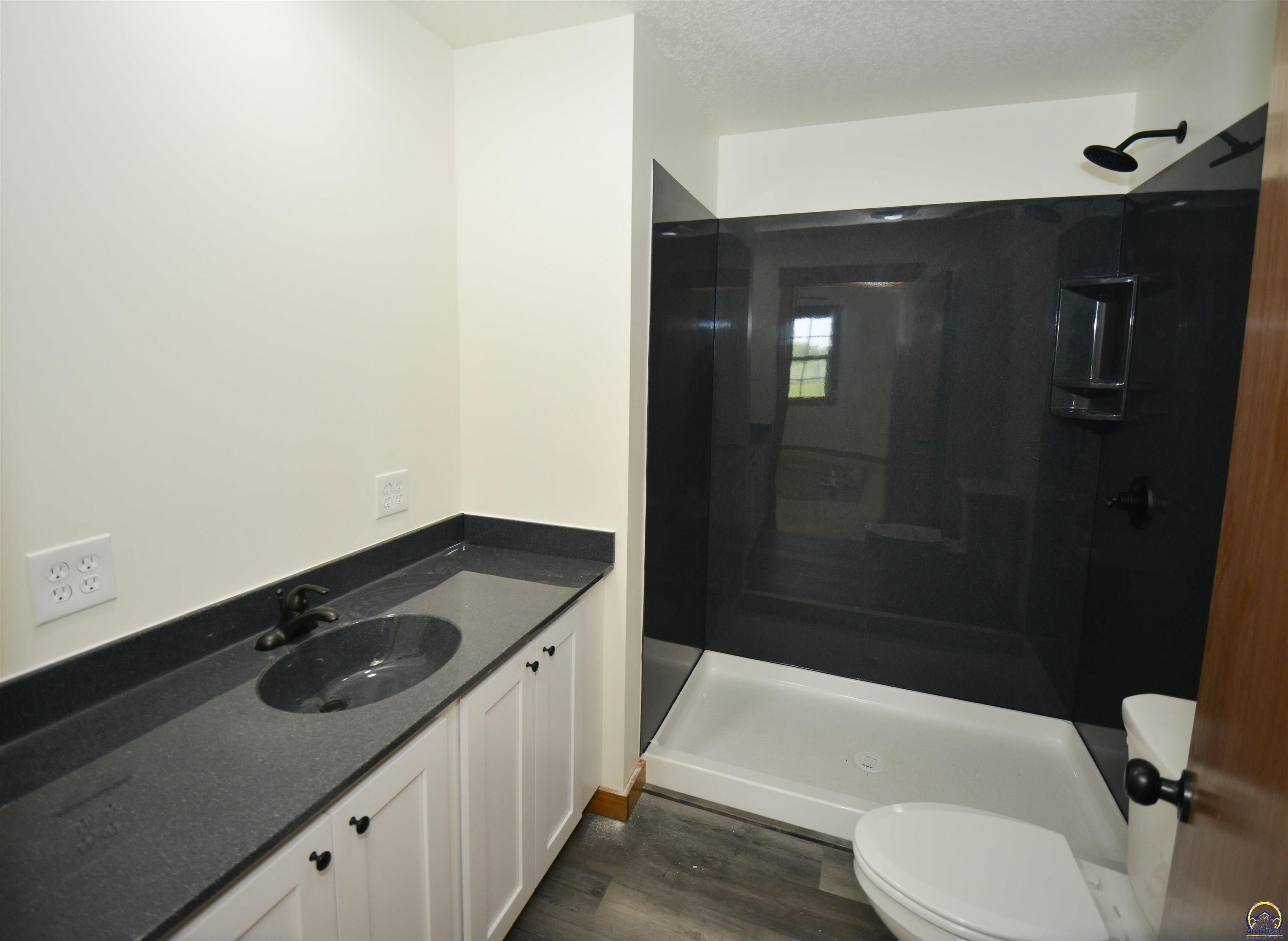 202 Hickory Street Americus, KS 66835 - Photo 10 of 17