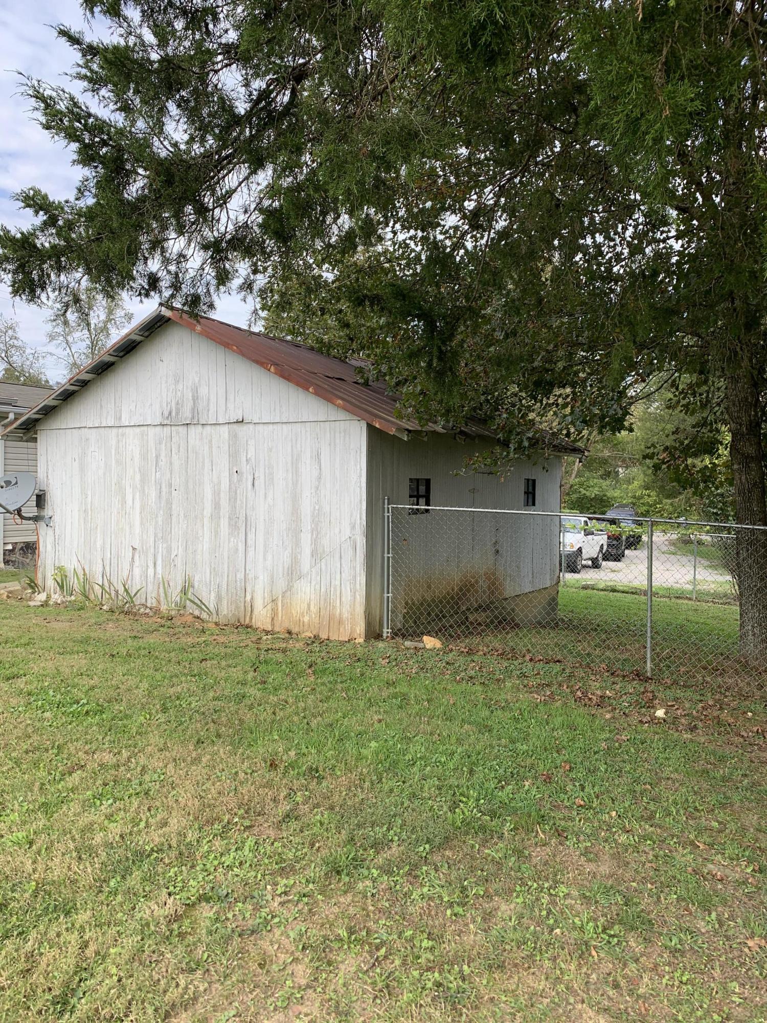 300 West Raccoon Valley Drive Heiskell, TN 37754 - Photo 33 of 34 IMG-4045