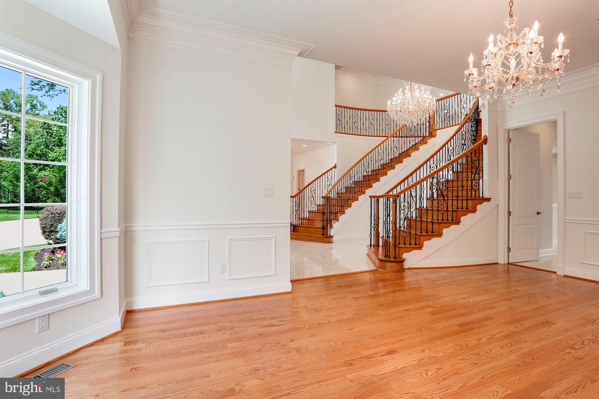 8705 Falls Road Potomac, MD 20854 - Photo 12 of 67 Formal living room
